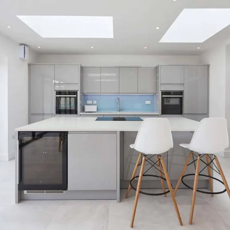 plan-de-travail-quartz-miami-white-blanc-pur-cuisine.jpg