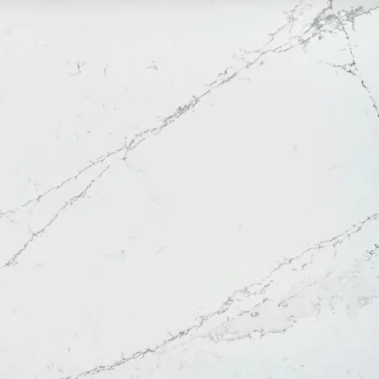 plan-travail-quartz-noir-veine-ethereal-noctis-silestone1.jpg