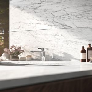 salle de bain marbre blanc joie