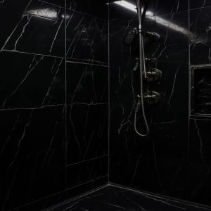 salle de bain marbre noir marquina