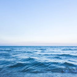 credence cuisine ondes sur la mer