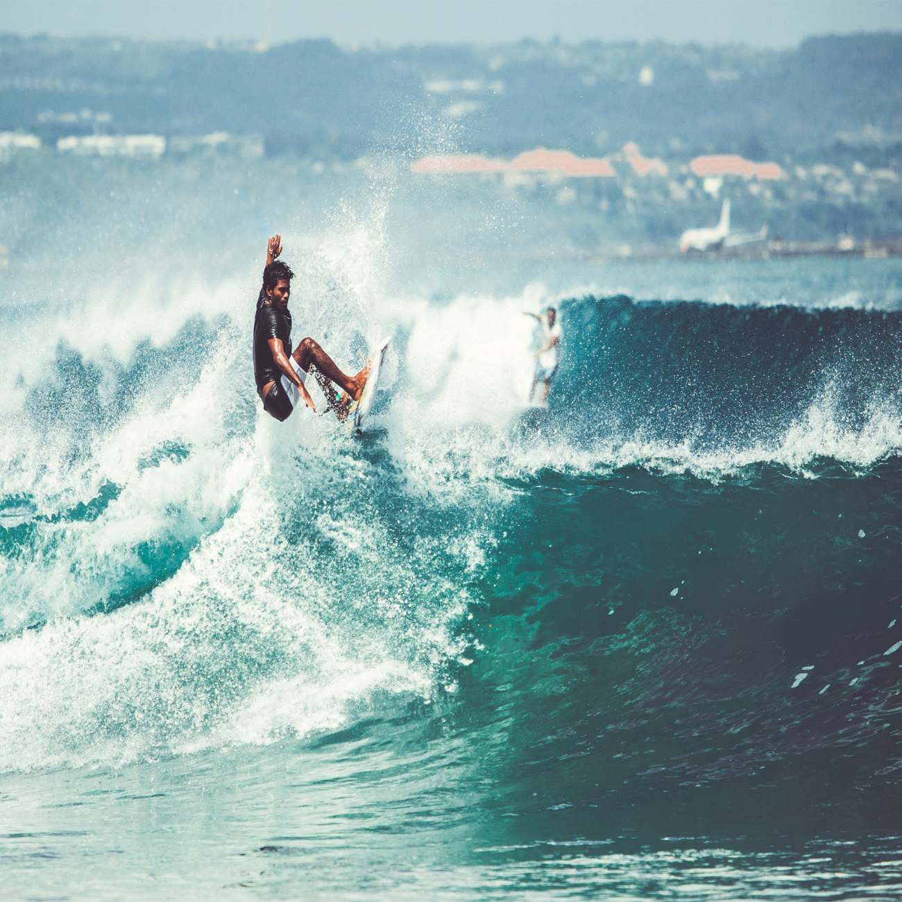 Crédence de cuisine “Surfeur domptant vagues” 14