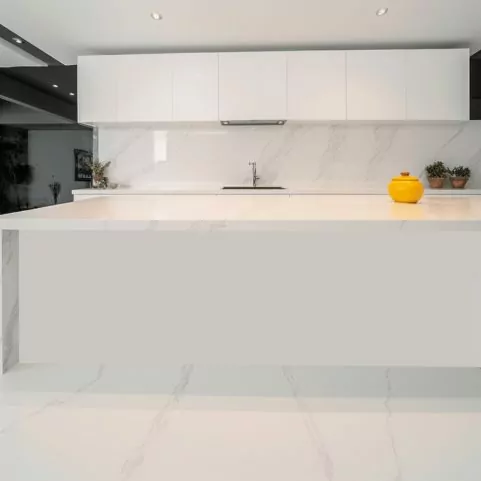 Plan de Travail Cuisine Quartz – “Alabaster Blanc”