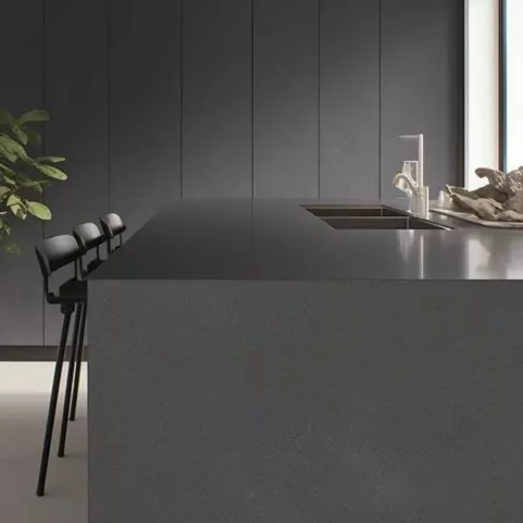 Plan de Travail Quartz- “Raven Caesarstone” 2